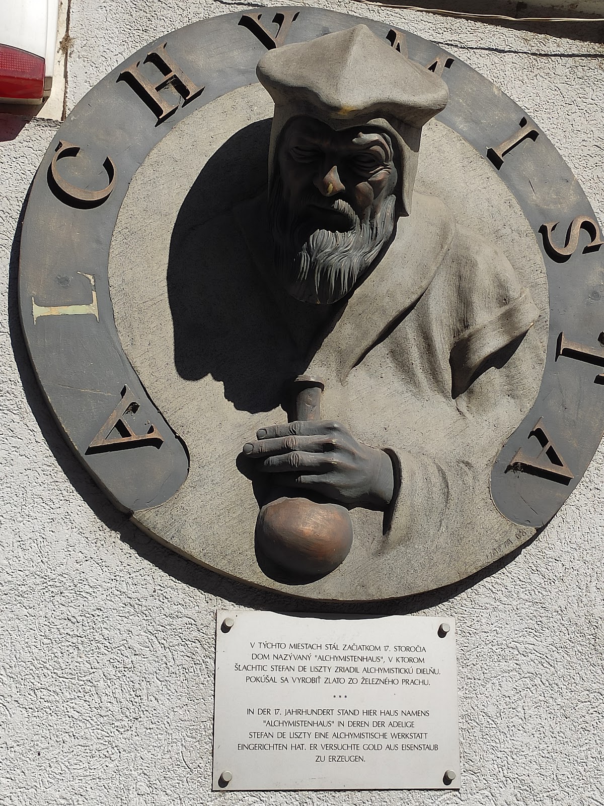 Alchymista — Medzinárodná v meste Bratislava, foto 2