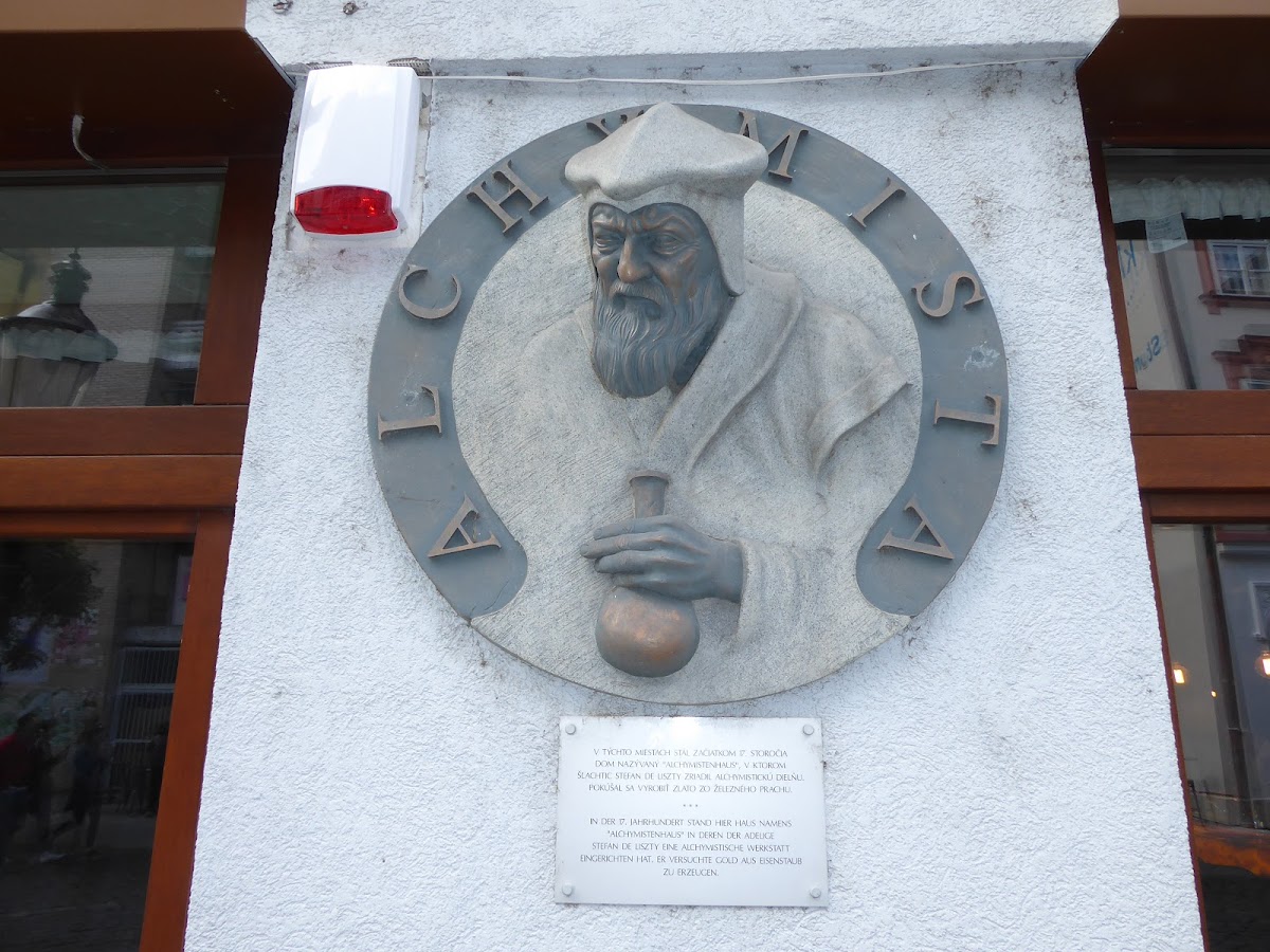 Alchymista — Medzinárodná v meste Bratislava, foto 3