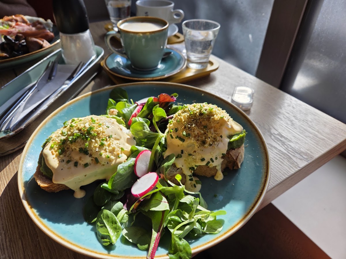 BIZY Cafee & Lounge — Kaviareň v meste Nové Zámky, foto 4