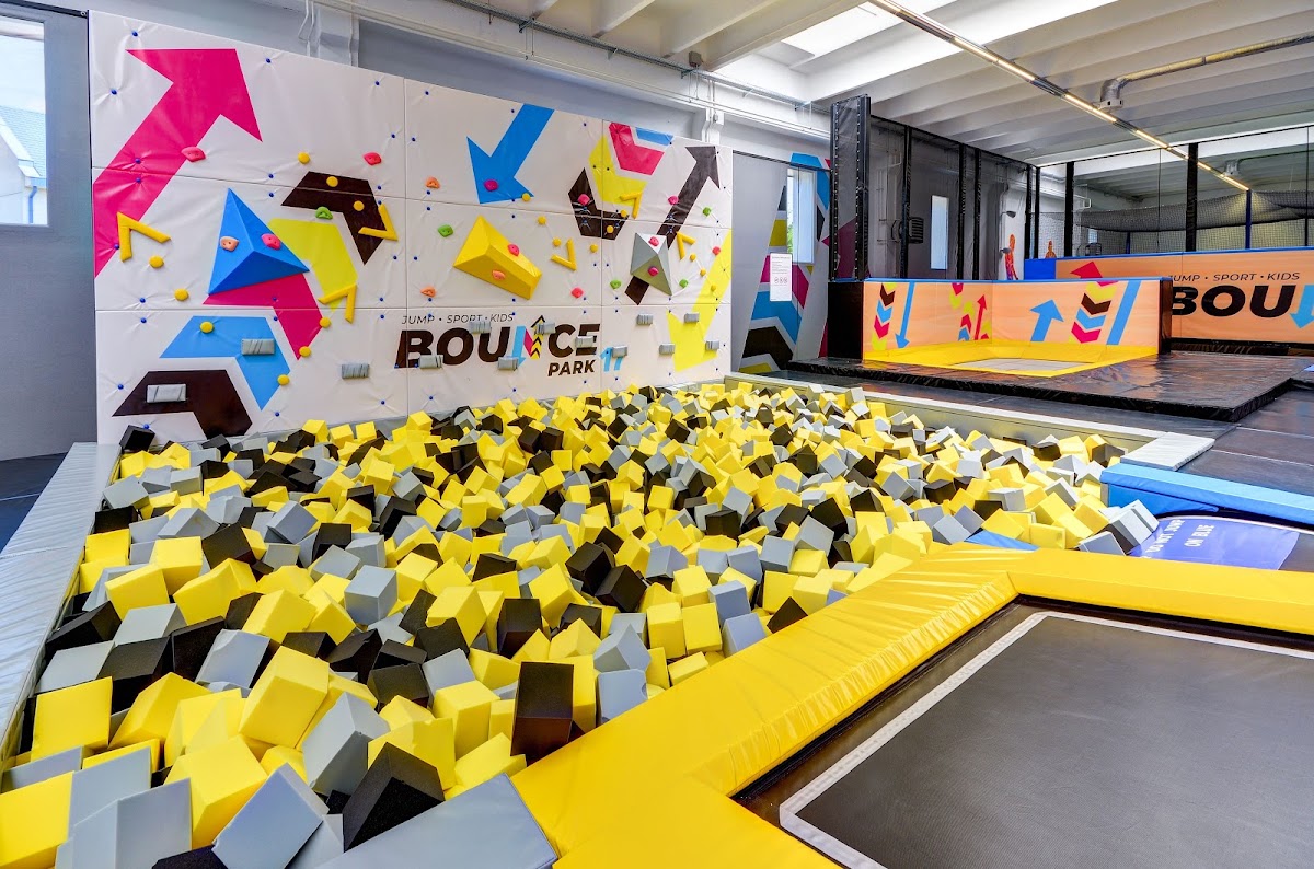 BOUNCE PARK 17 Banská Bystrica — Kaviareň v meste Banská Bystrica, foto 2