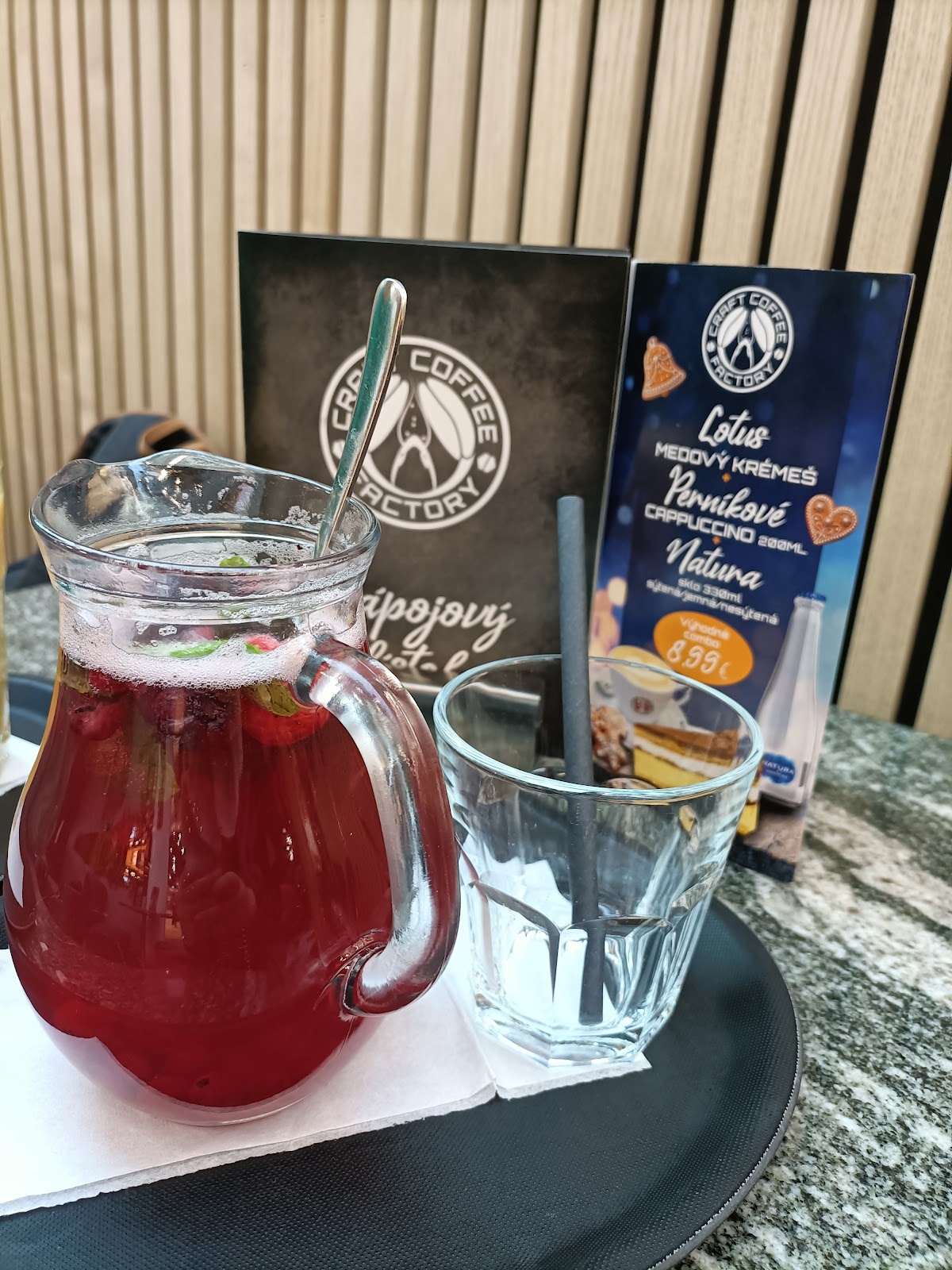 CRAFT COFFEE FACTORY — Kaviareň v meste Nové Zámky, foto 4