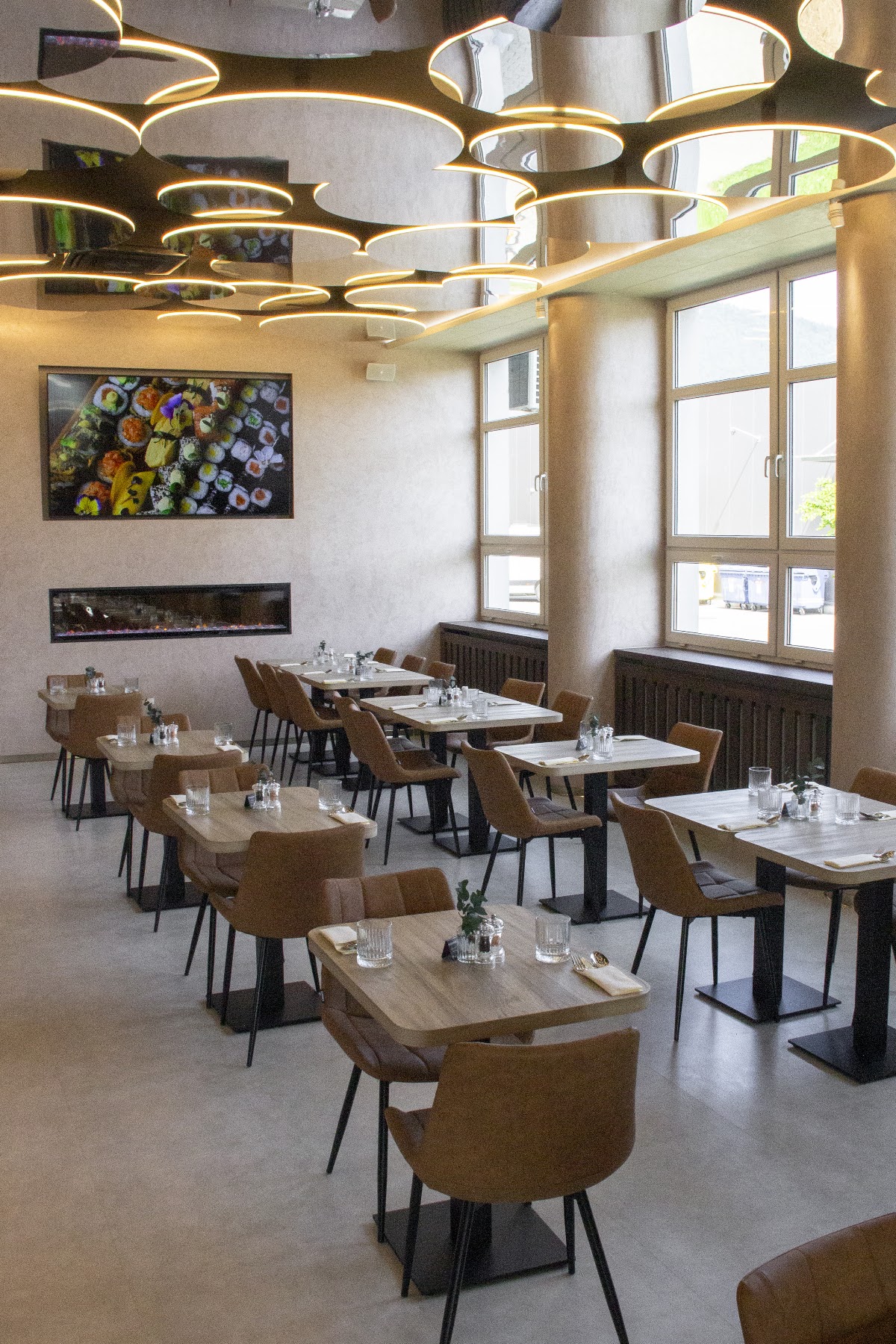 Familiya - Modern Family Cuisine — Ázijská v meste Ružomberok