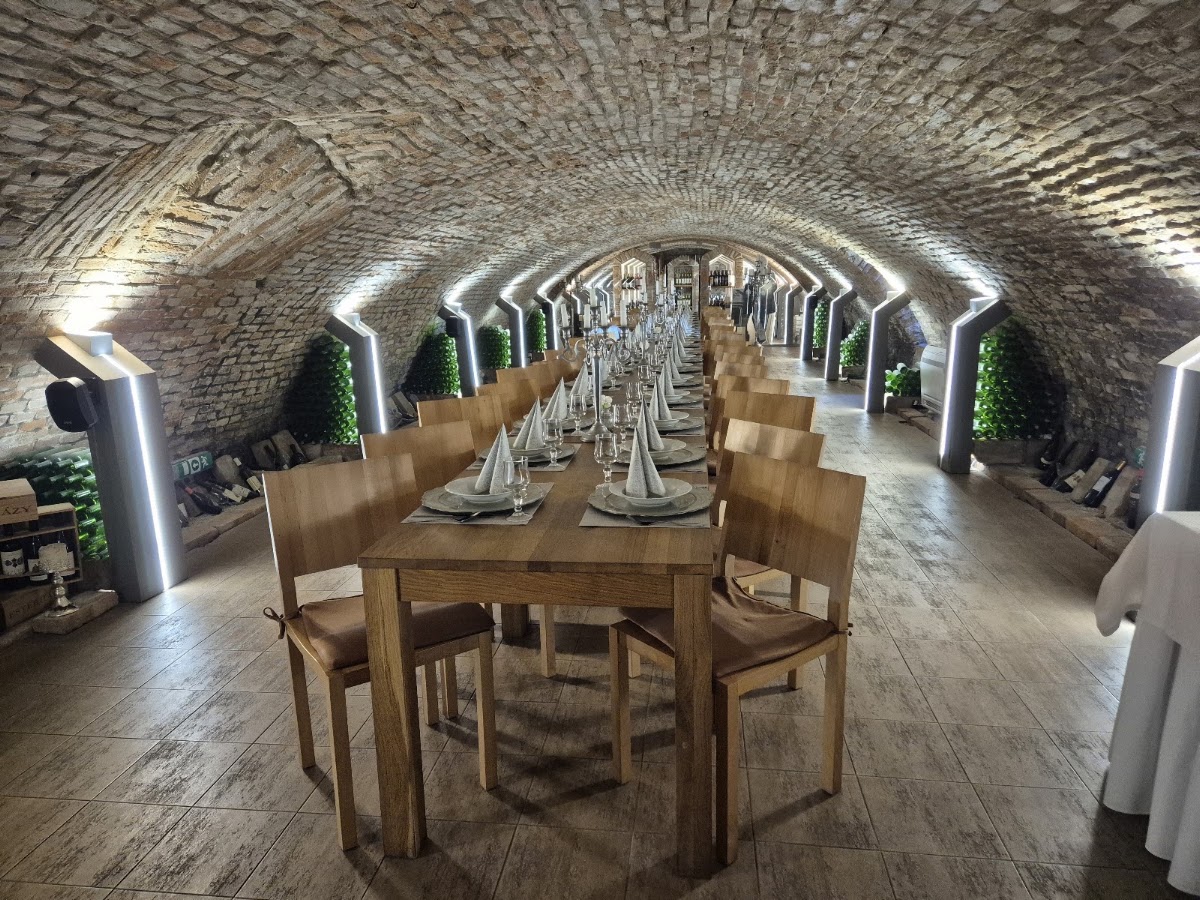 Galanta Esterhazy Wine & Coffee — Kaviareň v meste Galanta, foto 4