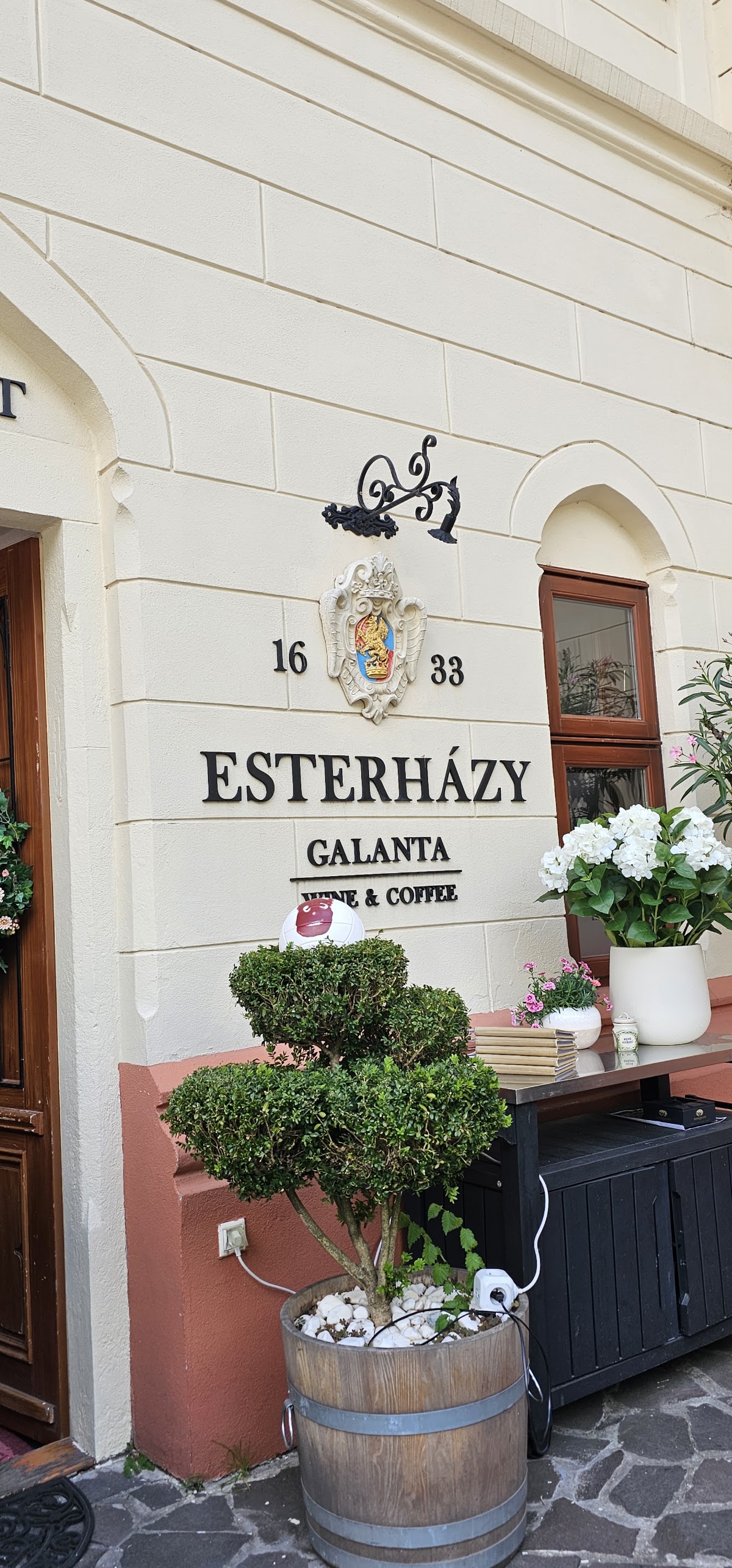 Galanta Esterhazy Wine & Coffee — Kaviareň v meste Galanta, foto 5