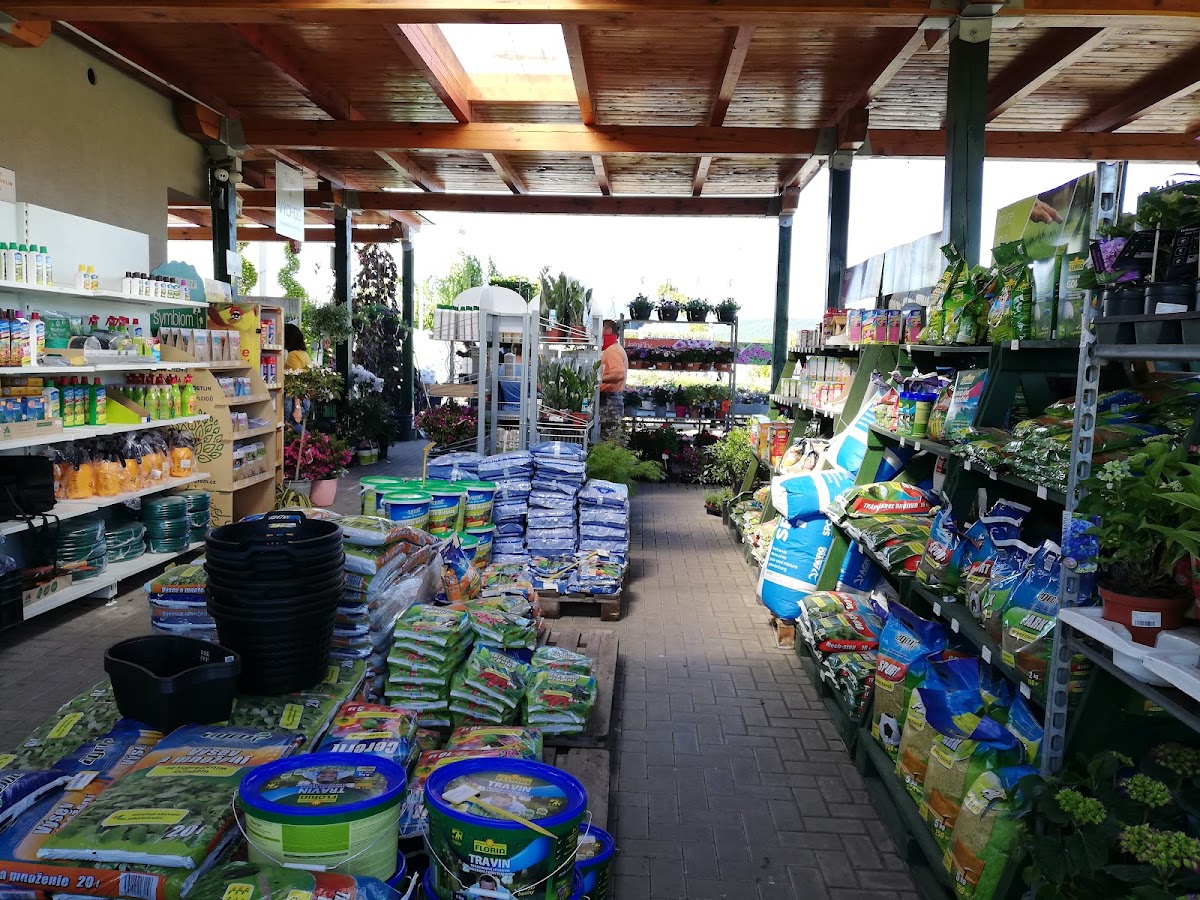 Horticulture Šujan — Cafe in Skačany, photo 4