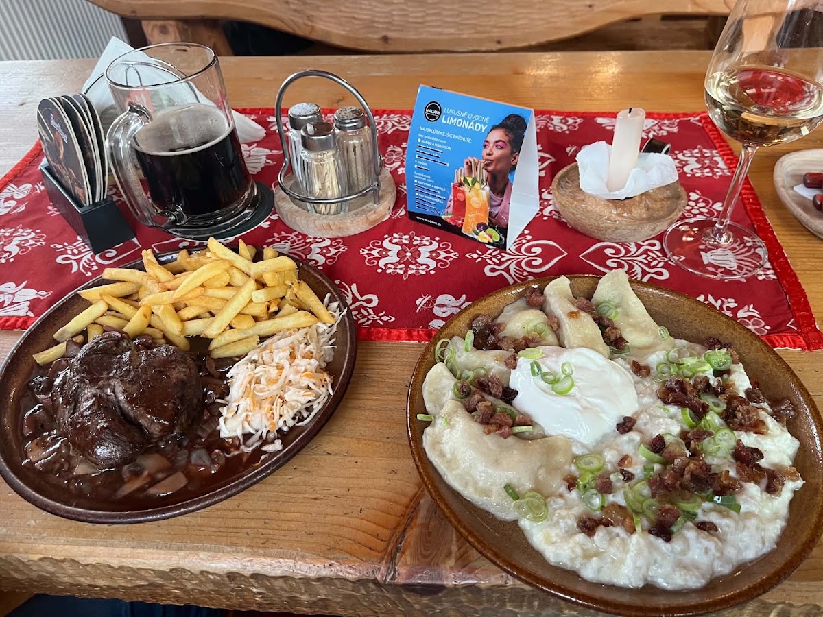 Koliba Tatry, s.r.o. — Tradičná slovenská v meste Nová Lesná, foto 3