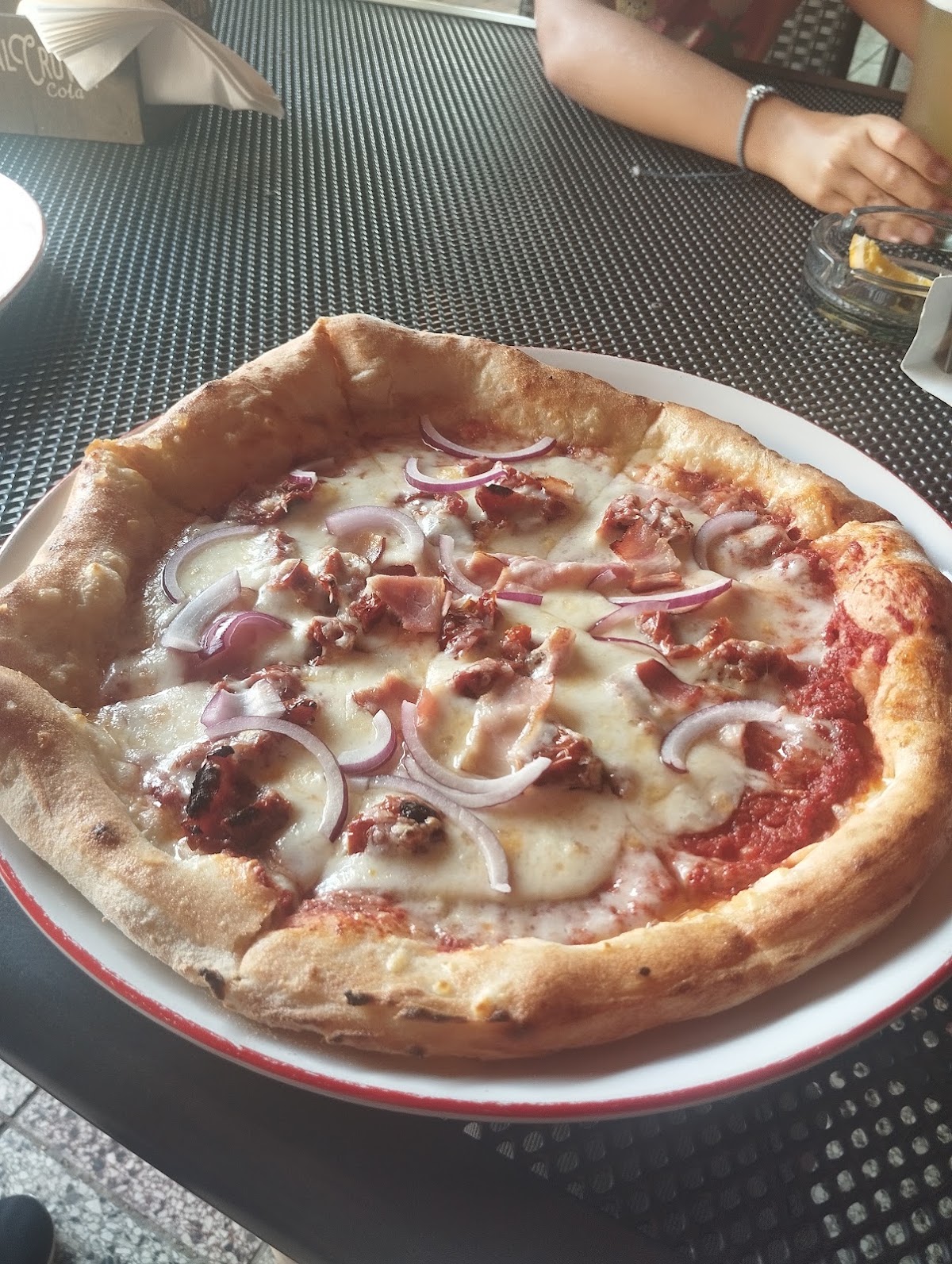 Kongo Pub Restaurant — Talianska v meste Rimavská Sobota, foto 3