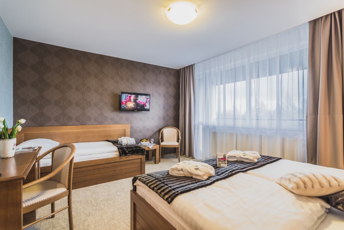 Kontakt Wellness Hotel — International in Stará Lesná, photo 2