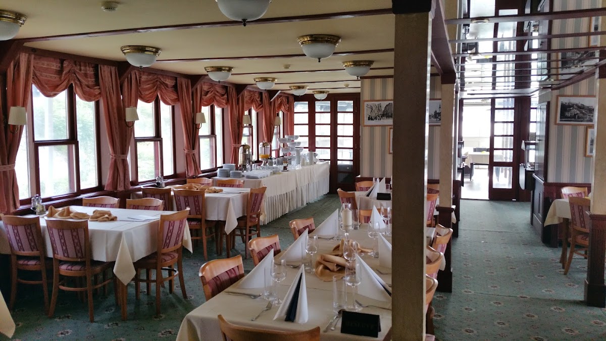 Marina Botel & Restaurant — Medzinárodná v meste Bratislava, foto 4