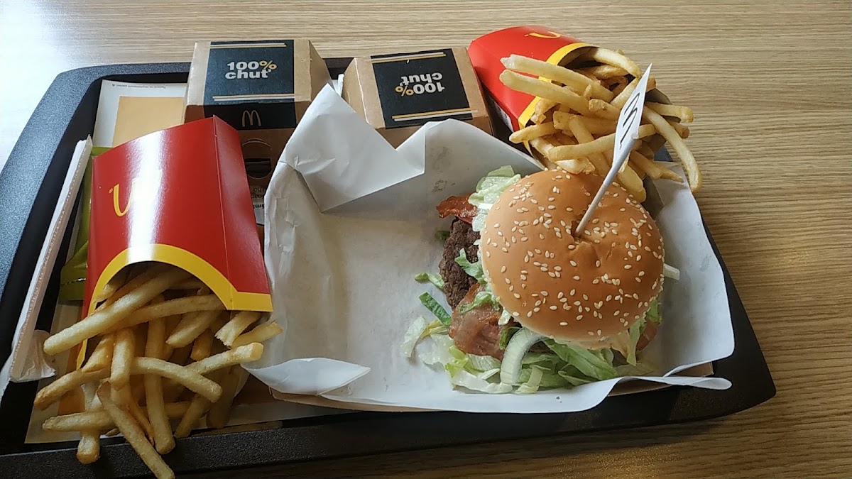 McDonald's — Fast Food in Bratislava, photo 2