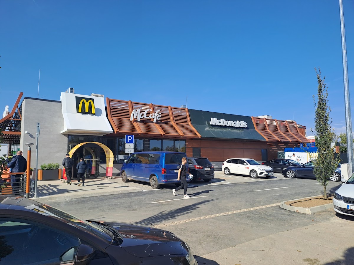 McDonald's — Fast Food in Bratislava, photo 3