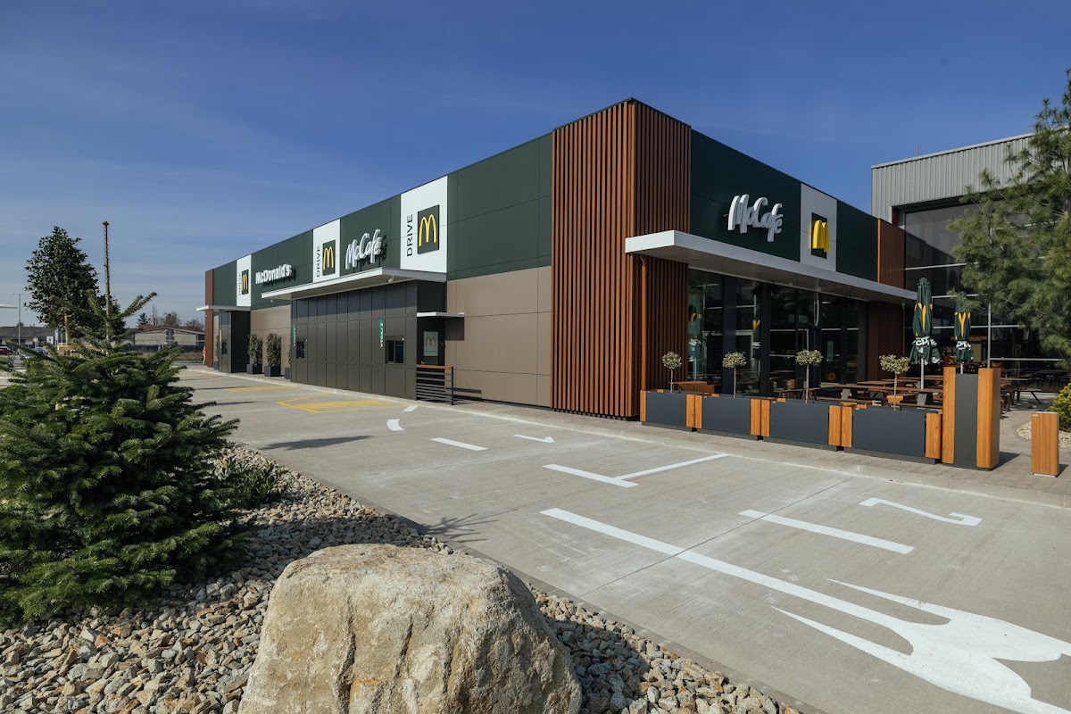 McDonald's — Fast Food in Senec, photo 3