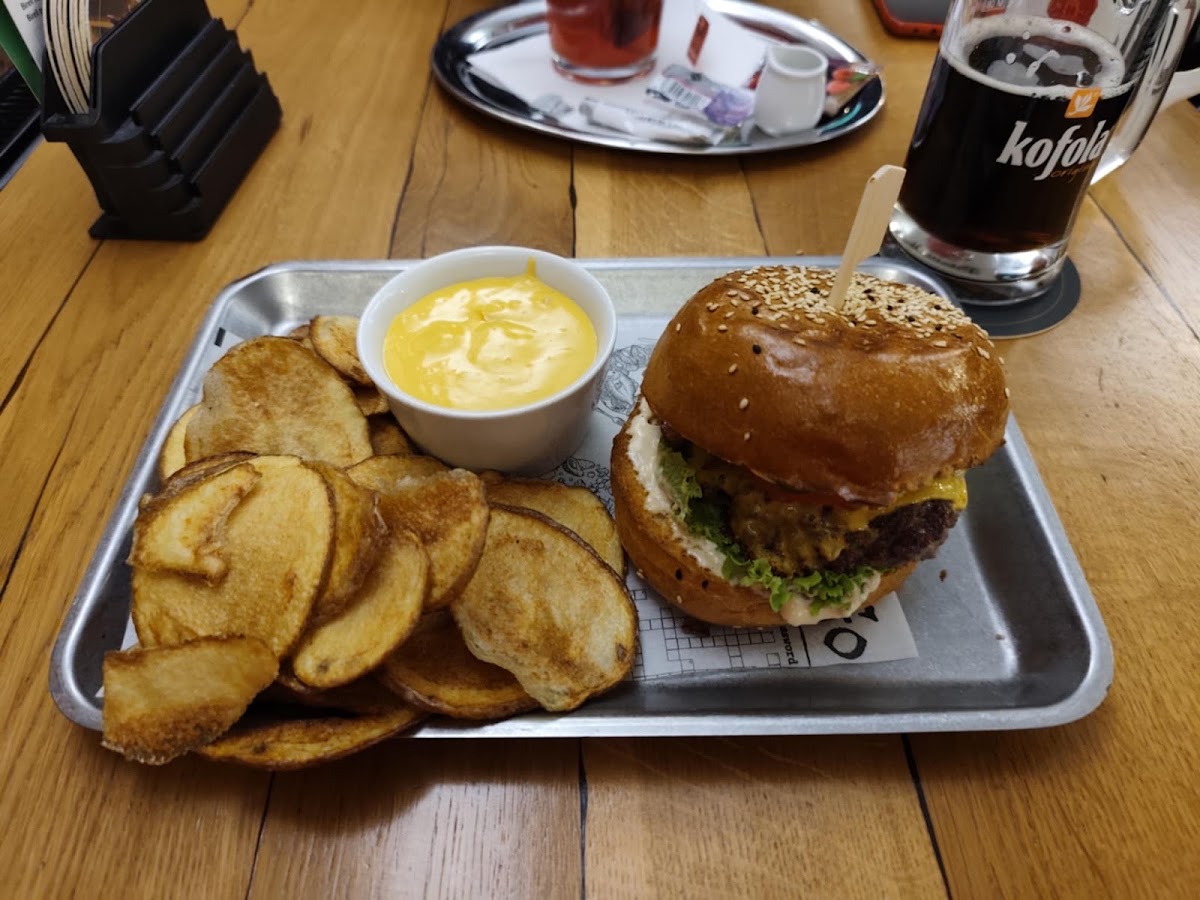 Pivárnička Nad Rínkom — Bar & Pub v meste Hlohovec, foto 4