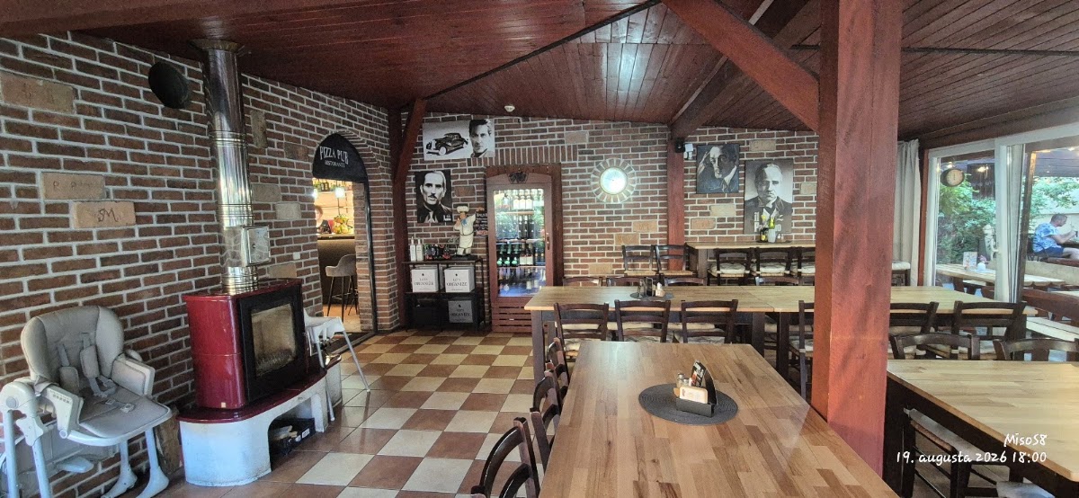 Pizza Pub — Italian in Vráble, photo 5