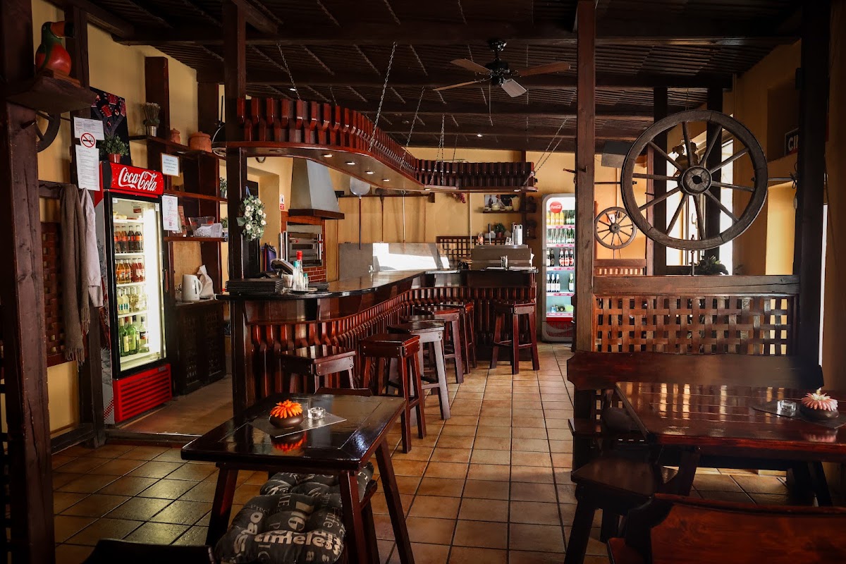 Pizzeria Hacienda — Medzinárodná v meste Lučenec