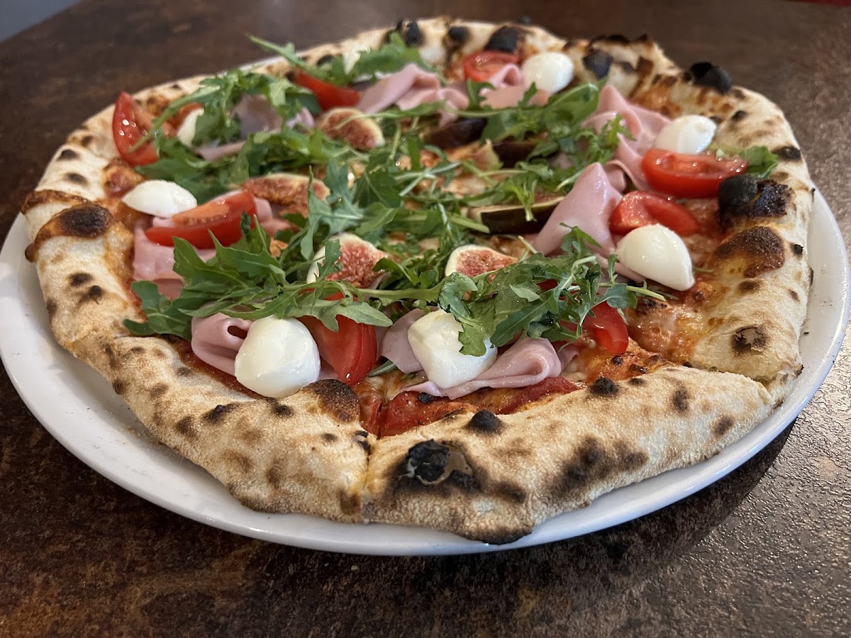 Pizzéria Palermo - Magic Bar — Talianska v meste Holčíkovce, foto 2