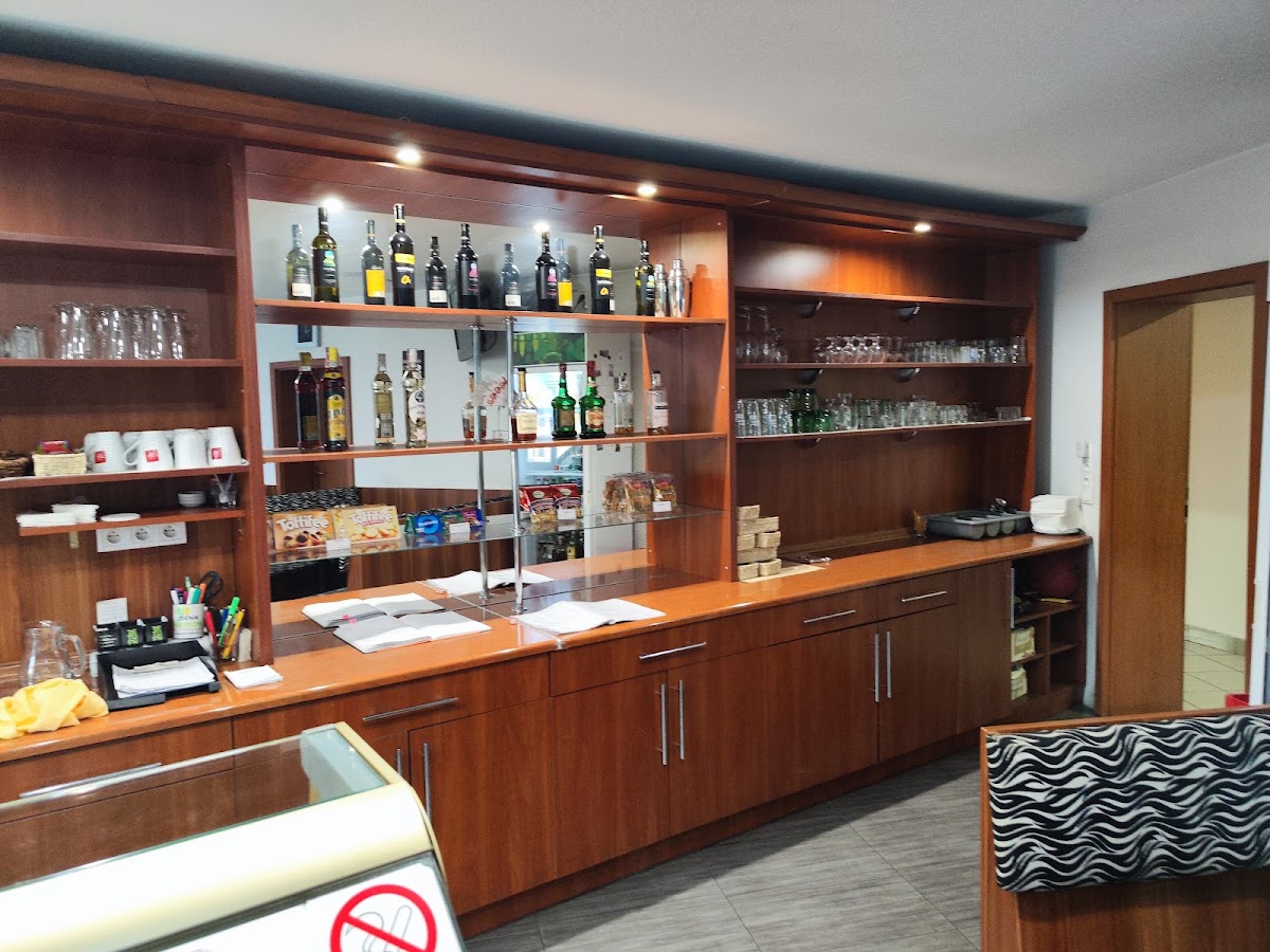 Reštaurácia a penzión Adria Snina — Medzinárodná v meste Snina, foto 5