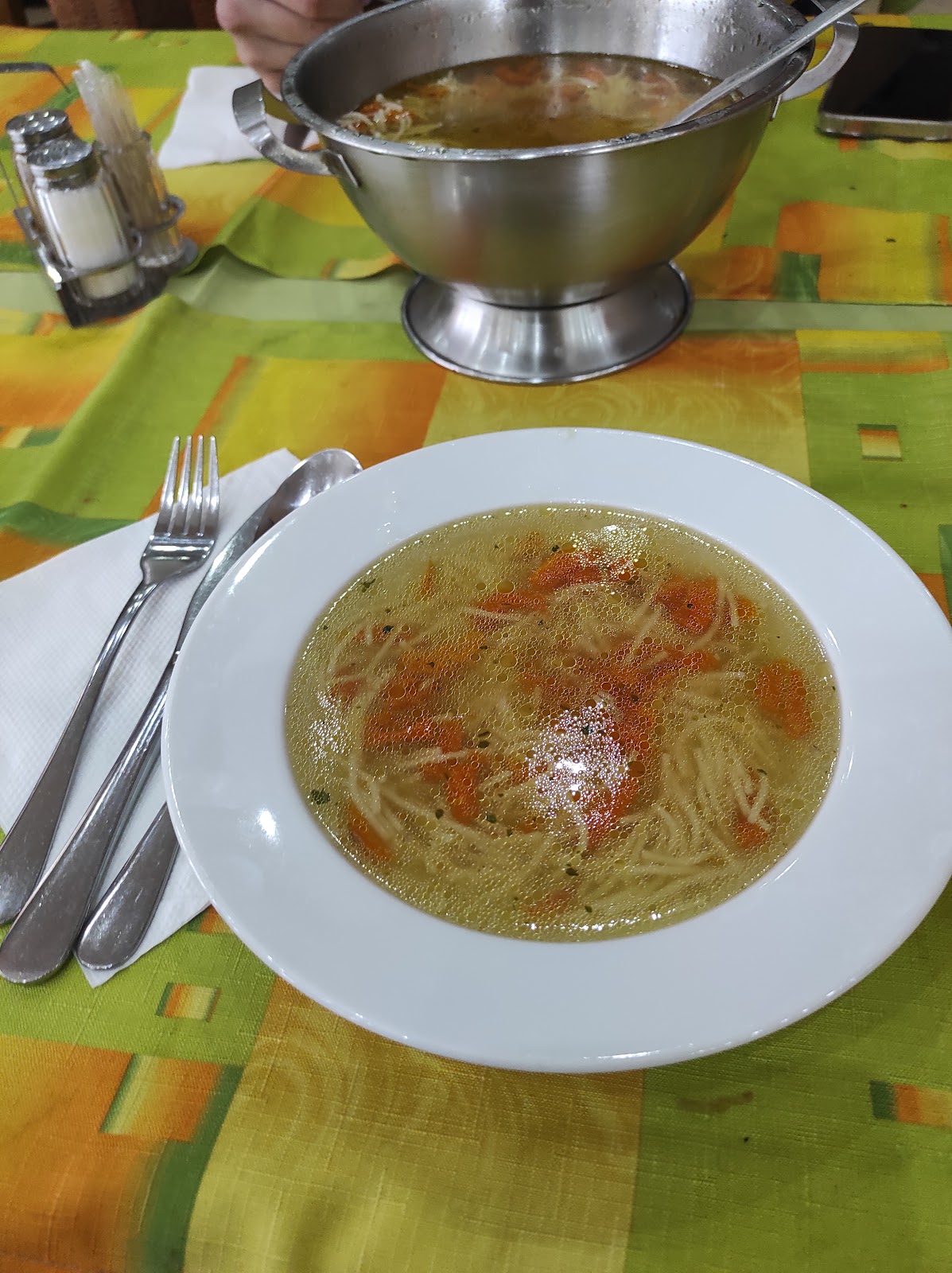 Reštaurácia Koruna — Medzinárodná v meste Nové Zámky, foto 2