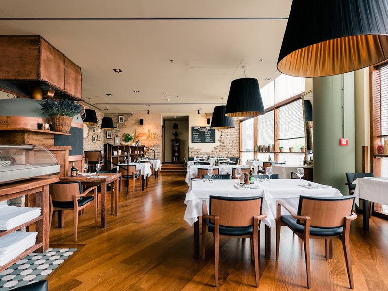 Al Faro Ristorante — Talianska v meste Bratislava