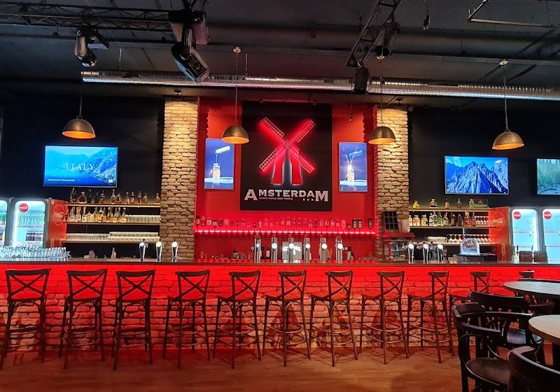 AMSTERDAM CLUB — Bar & Pub v meste Nové Zámky