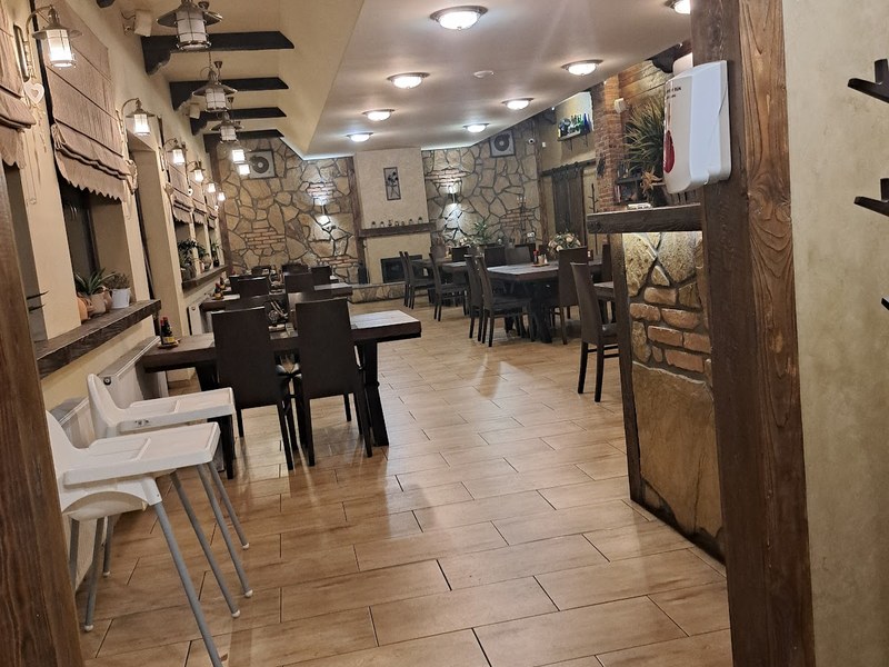 Arno Pizza & Restaurant — Talianska v meste Michalovce