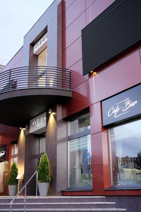 Azul Hotel&Restaurant — Medzinárodná v meste Partizánske