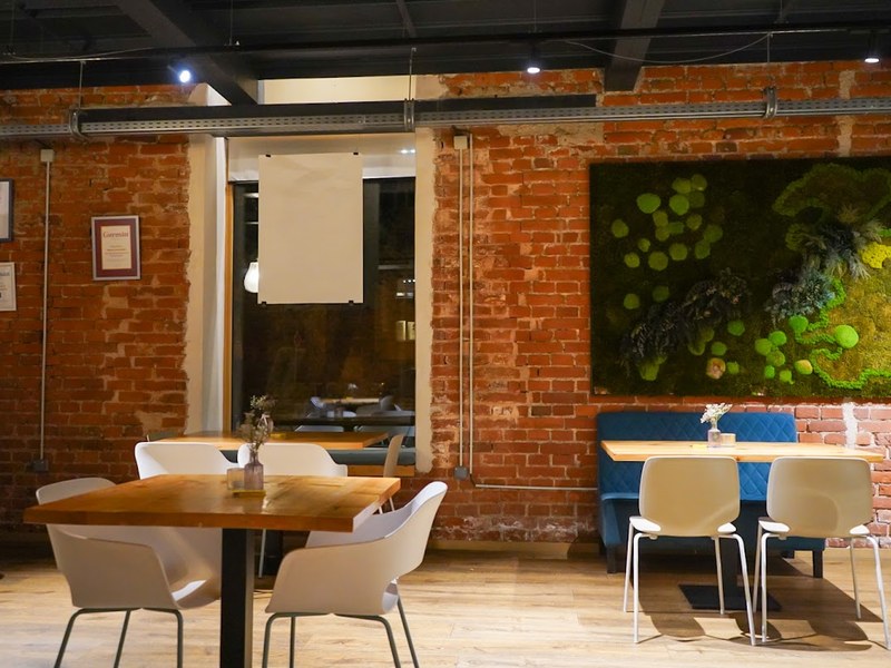 Bakoš Bistro — Medzinárodná v meste Košice