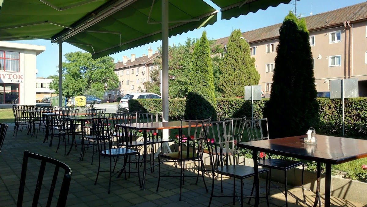 Bistro Panda — Medzinárodná v meste Šaľa