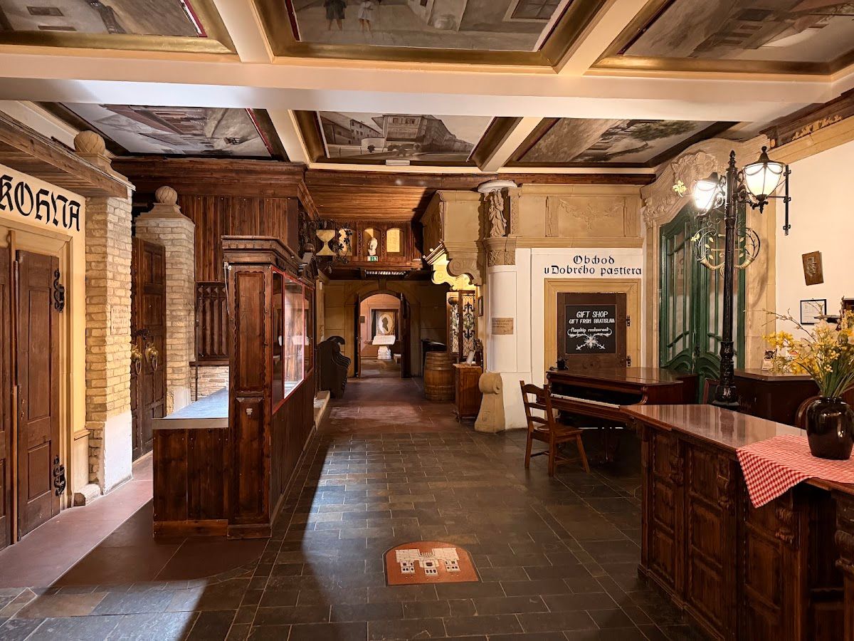 Bratislava Flagship Restaurant — Medzinárodná v meste Bratislava