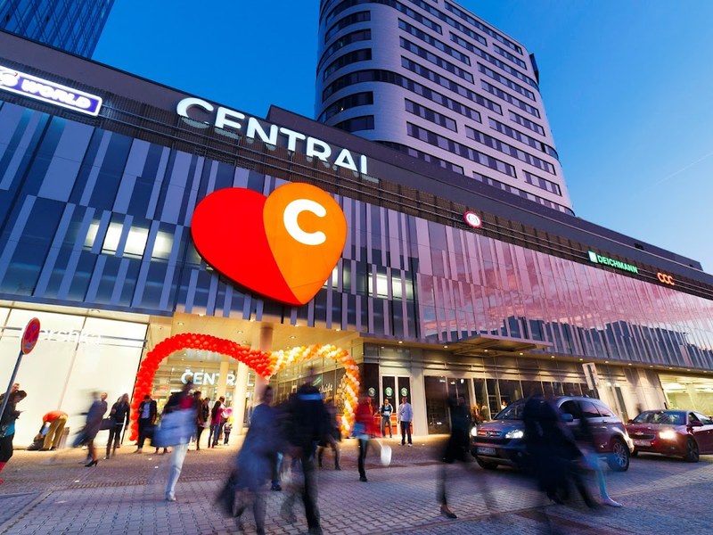 CENTRAL Bratislava — Kaviareň v meste Bratislava