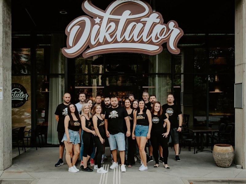 DIKTATOR Prešov - delivery food and restaurant — Medzinárodná v meste Prešov