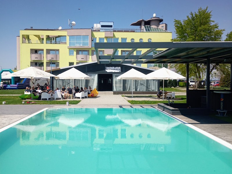 Hotel Divoká voda — Medzinárodná v meste Šamorín