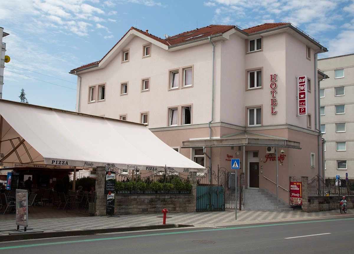 Hotel Franko Zvolen — Kaviareň v meste Zvolen