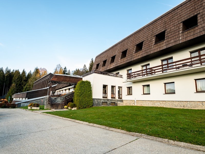 Hotel Stupka — Medzinárodná in Horná Lehota