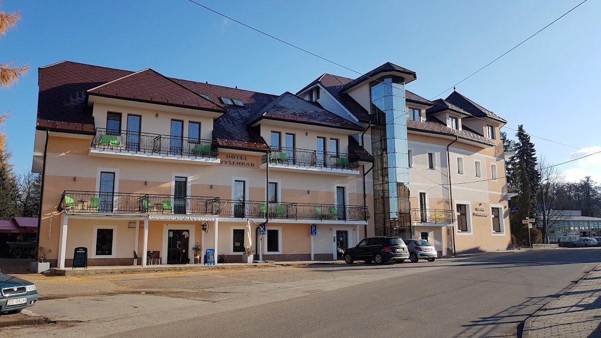 Hotel Vyšehrad ** ( Vyšehrad s.r.o. ) — Medzinárodná v meste Turčianske Teplice