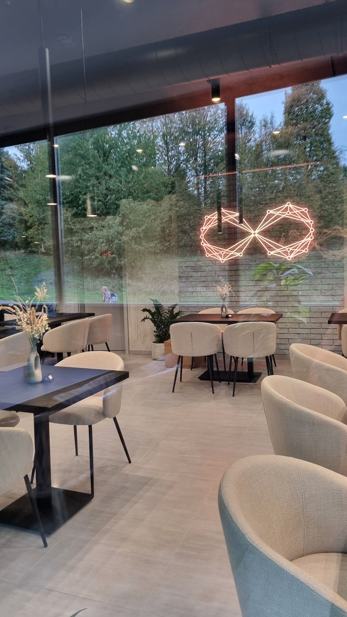 JOY foodbar — Medzinárodná v meste Martin