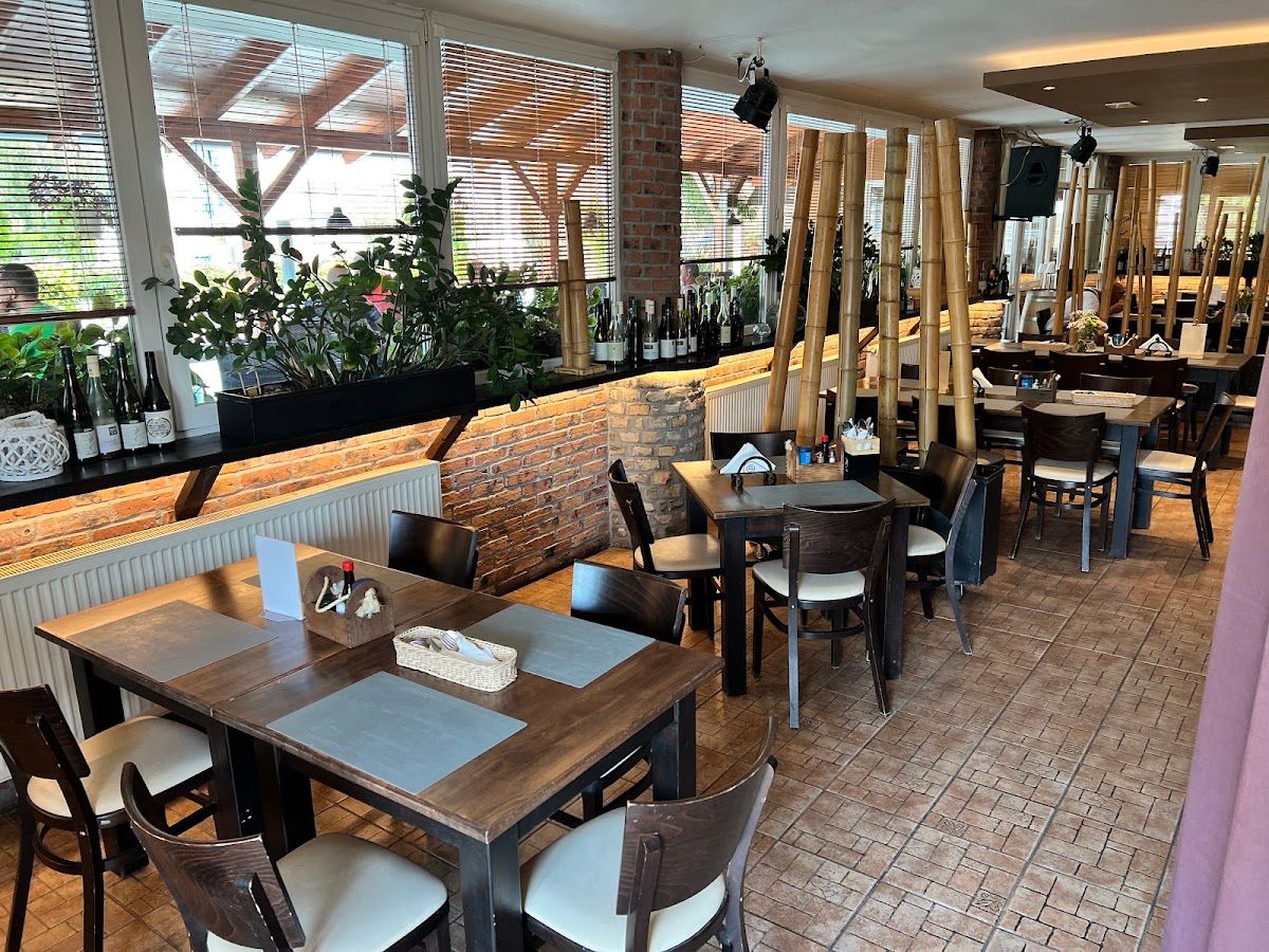 Kerkira Pub — Bar & Pub v meste Galanta