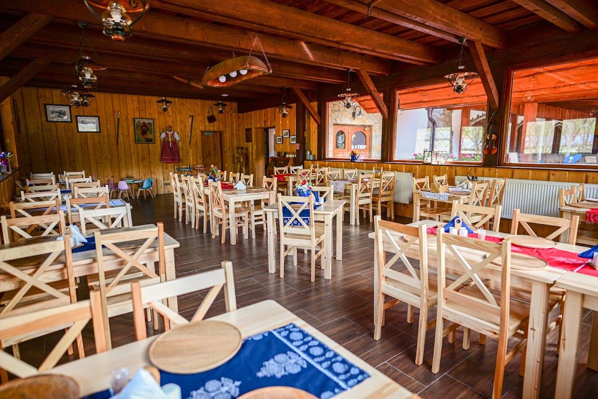 Koliba pod Vlkolíncom — Tradičná slovenská v meste Ružomberok