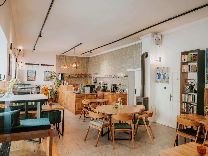 Lemberg bistro — Vegetariánska & Vegánska v meste Banská Štiavnica
