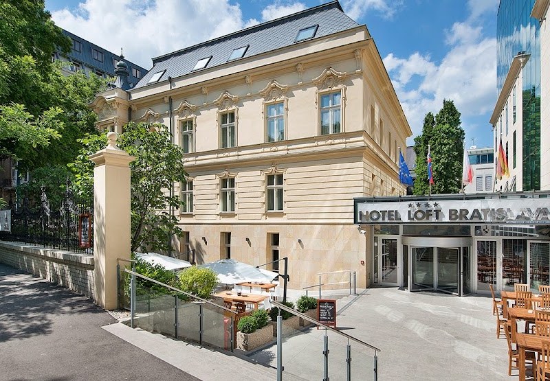 Loft Hotel Bratislava — Bar & Pub v meste Bratislava