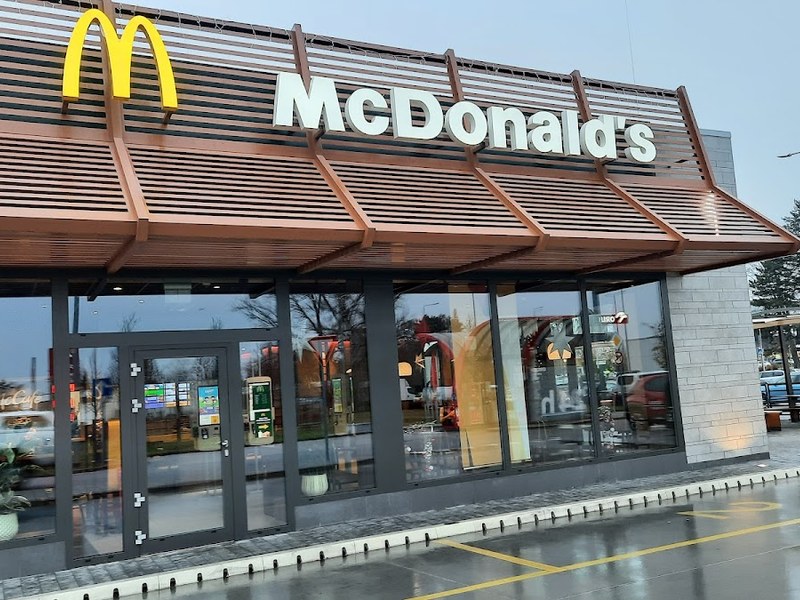 McDonald's — Fast Food v meste Trnava