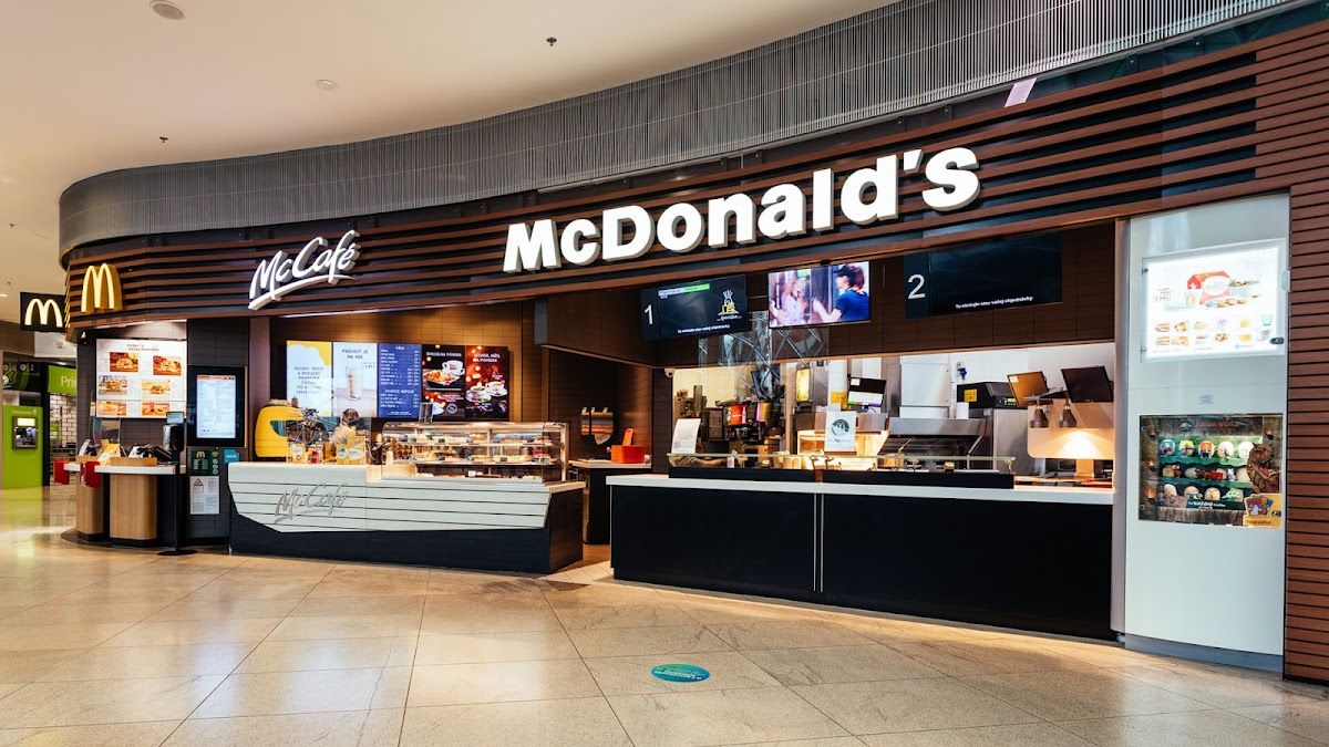 McDonald's — Fast Food v meste Bratislava