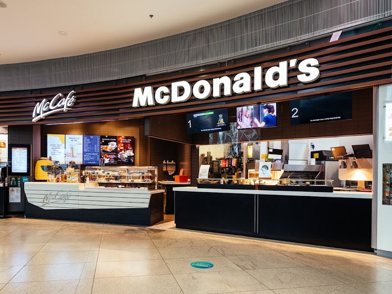 McDonald's — Fast Food v meste Bratislava