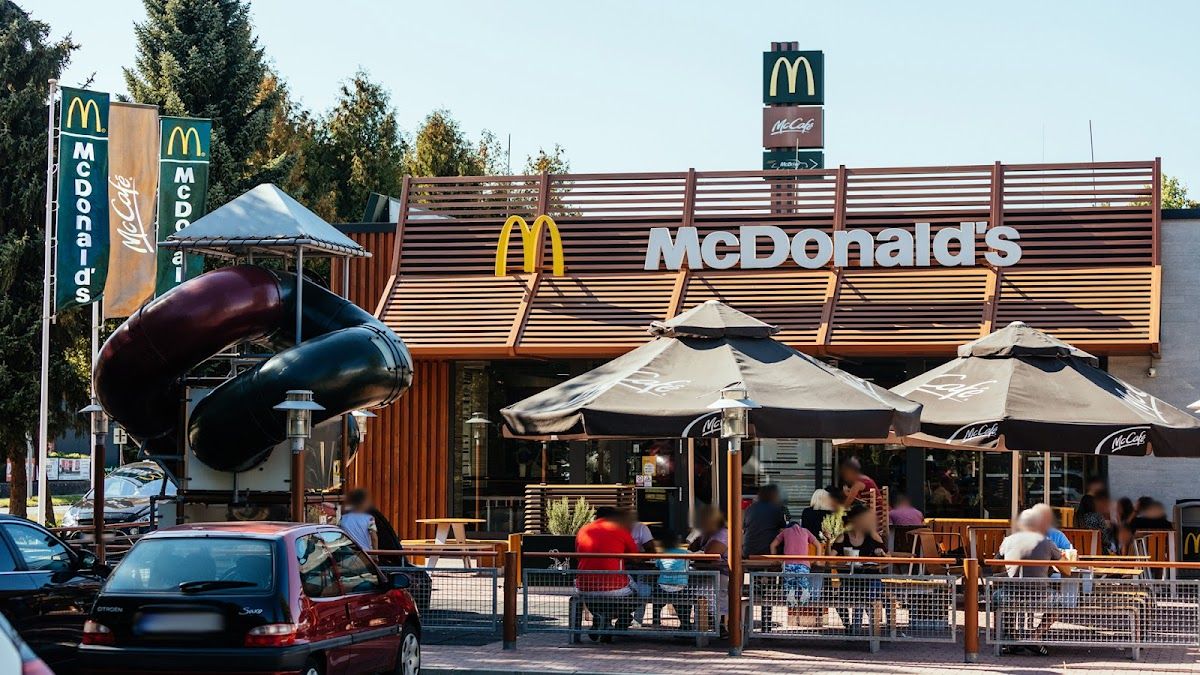 McDonald's — Fast Food v meste Prievidza