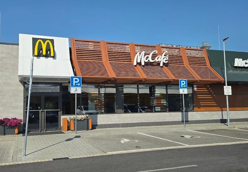 McDonald's — Fast Food v meste Žilina