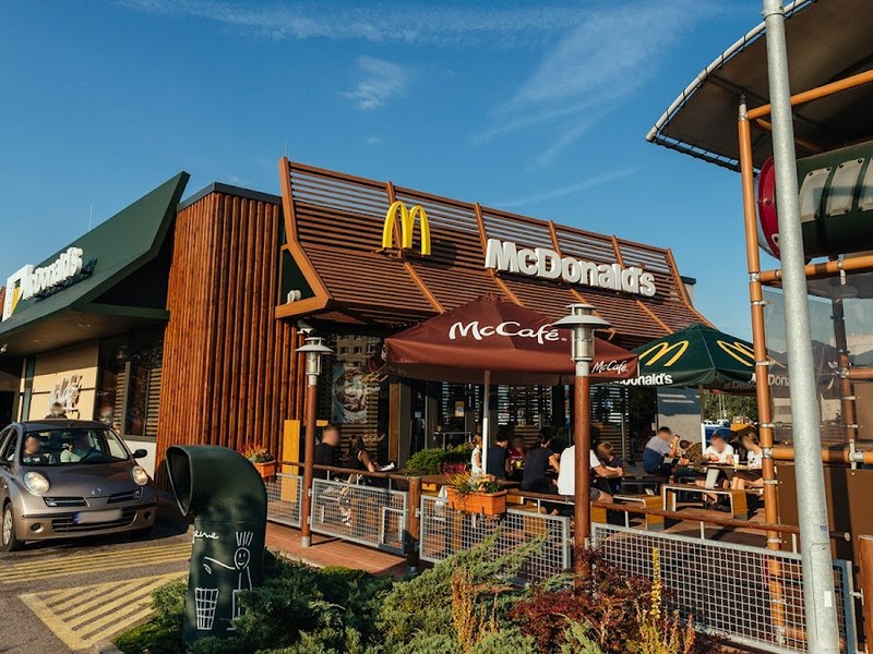 McDonald's — Fast Food v meste Zvolen