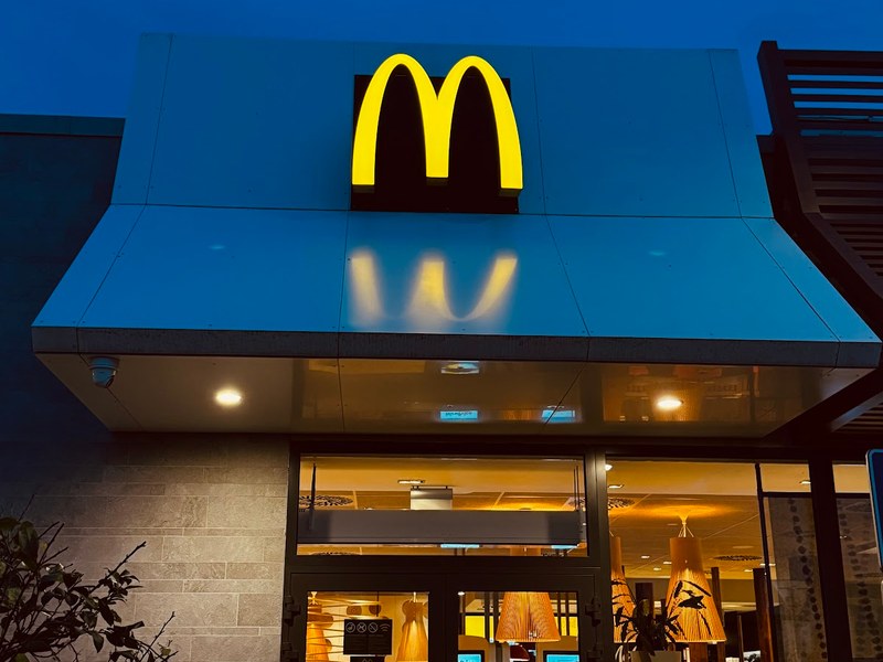 McDonald's Nové Zámky — Fast Food v meste Nové Zámky