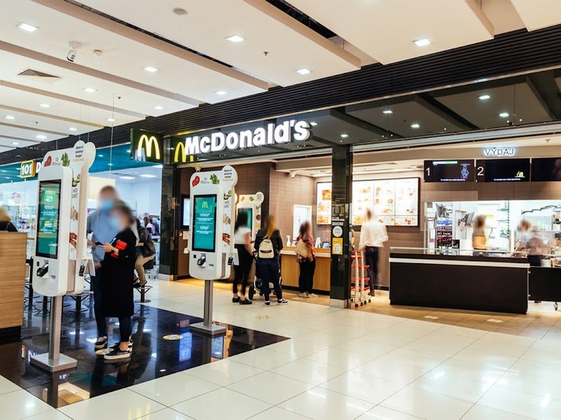 McDonald's OC Mlyny Nitra — Fast Food v meste Nitra