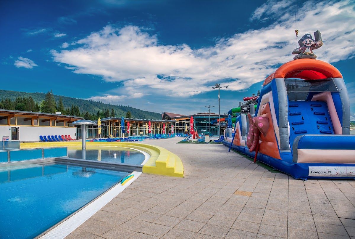 Meander Thermal&Ski Resort — Medzinárodná v meste Tvrdošín