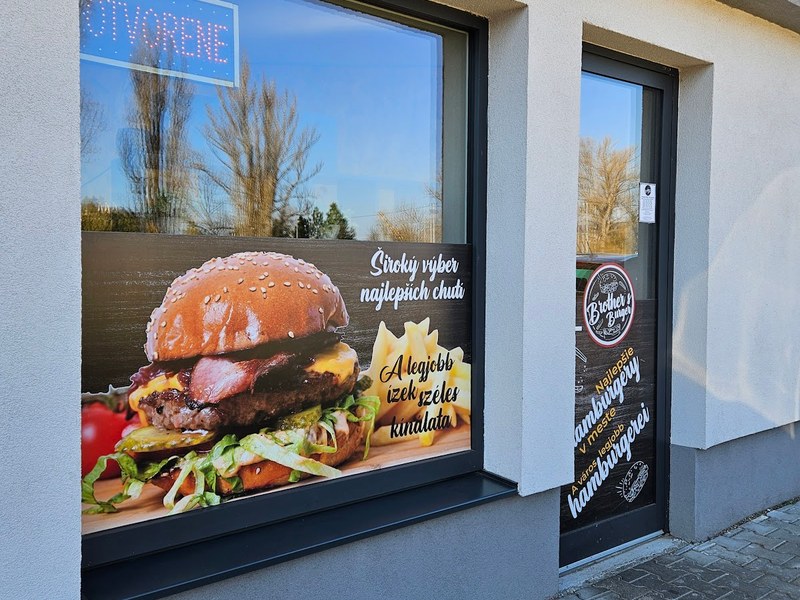 Mr. Brothers Burger Štúrovo — Americká v meste Štúrovo